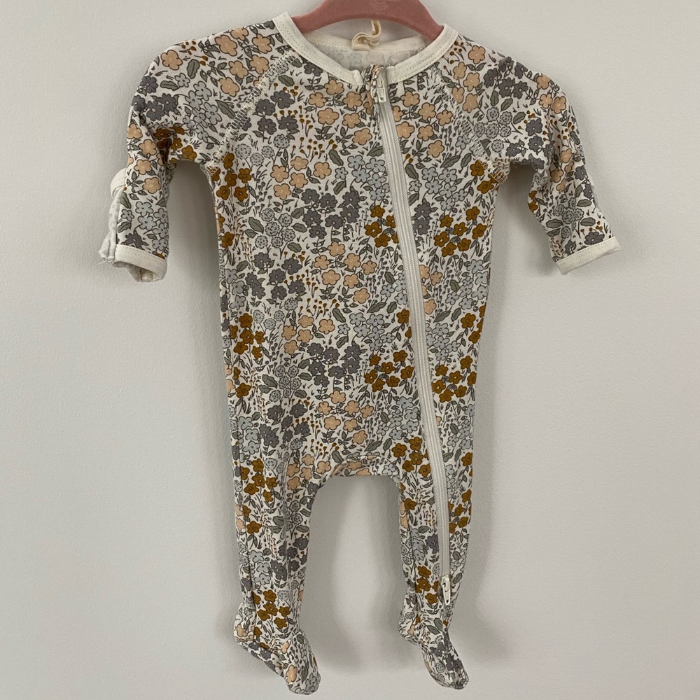 Quincy Mae Bamboo zip footie